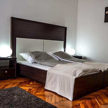 Modena Apartments Novi Sad Zimmer foto